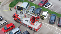 hasiči balkon3 Gp8WzoeXIAA1xhk